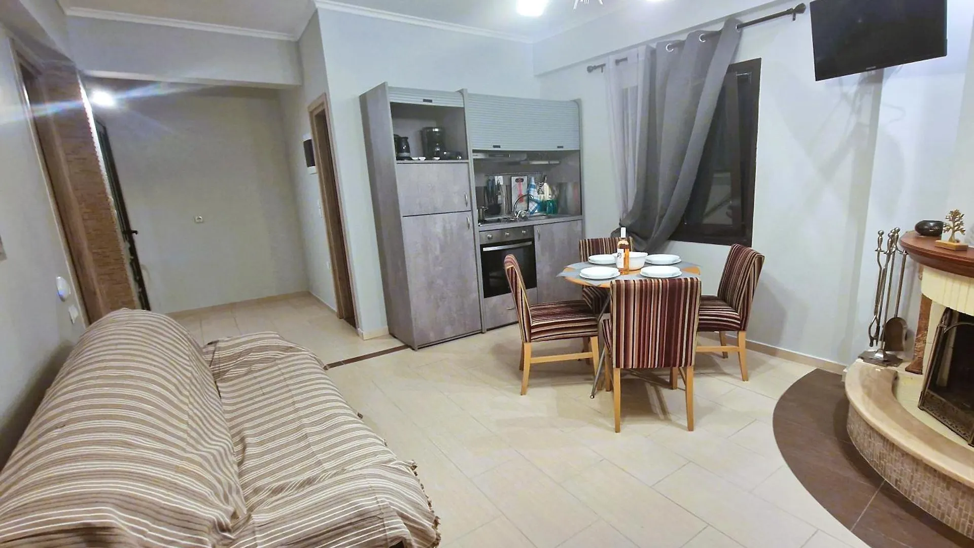 My Afytos Balcony Apartamento